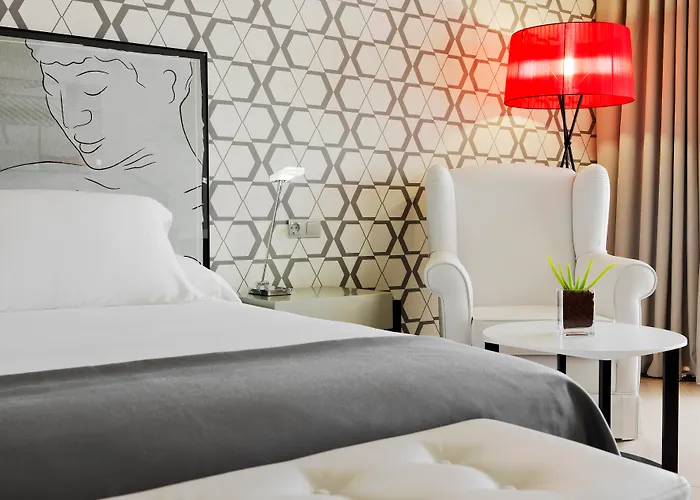 Готель H10 Timanfaya Palace - Adults Only Плайя-Бланка