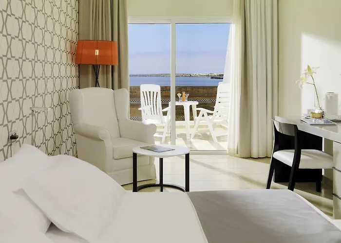 H10 Timanfaya Palace - Adults Only Готель