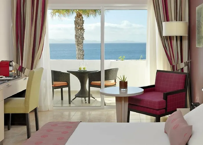 Готель H10 Timanfaya Palace - Adults Only